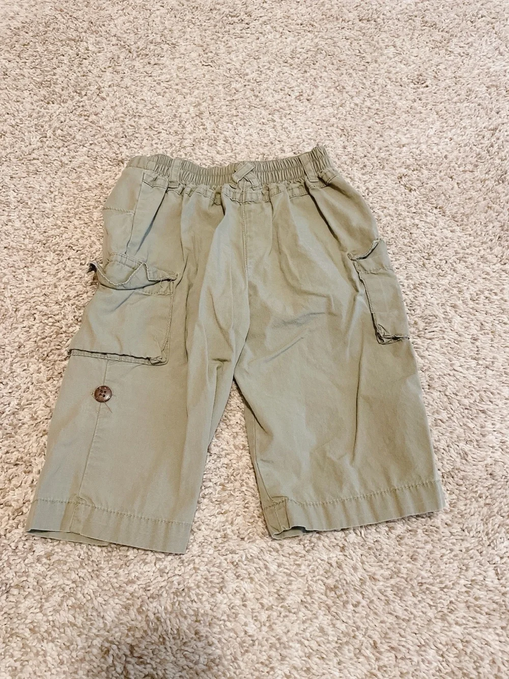 Old Navy Green Cargo Baby Boy Pants Size 6-12 months.